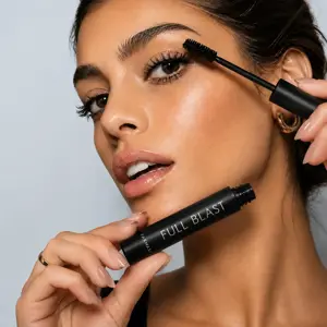 https://content.co.farmasi.com/Product/1001504_64_3.webp